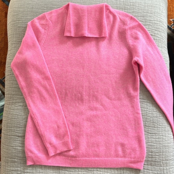 Pink Cashmere Turtleneck Sweater - Picture 7 of 10
